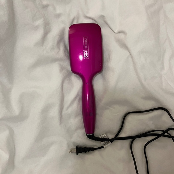 InfinitiPro by Conair Straightening Brush - Picture 2 of 2